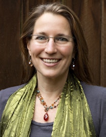 Holly Pruett Celebrant